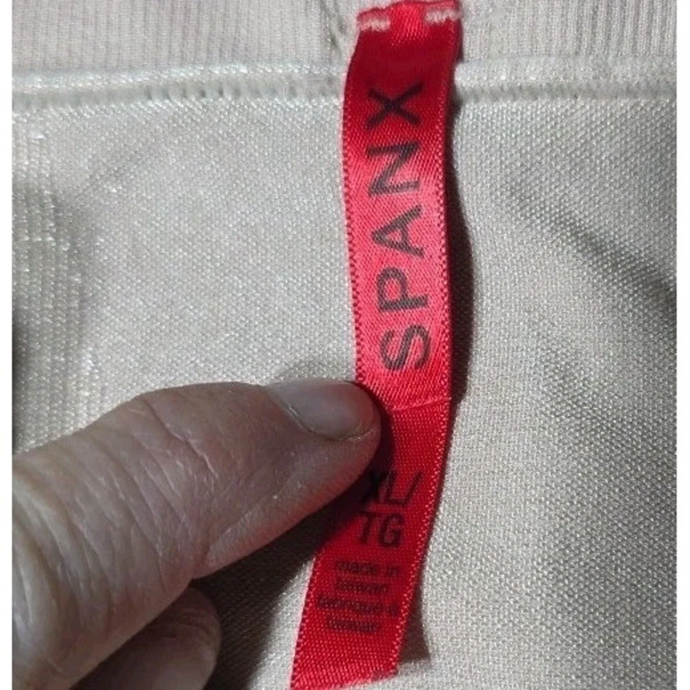 Spanx Slim Cognito Mid Thigh Body Shaper Tan Beige‎ Small XL Firm Shorts